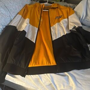 A men nike windbreaker jacket with hood